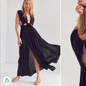 ASTR Octavia Gauzy Cut Out Maxi Dress
